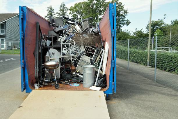 Best Garage Cleanout Services  in Newbern, TN